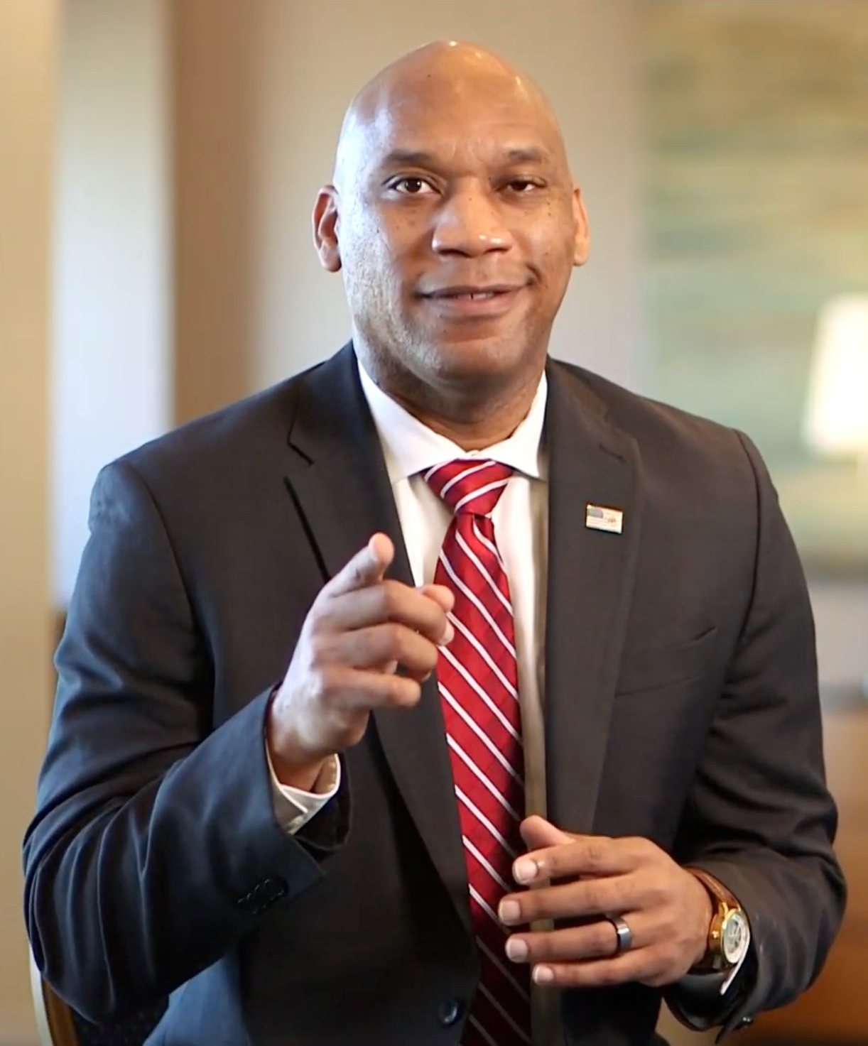 Antomius Wise, an institutional systems speaker, strategist, and former NFL athlete.